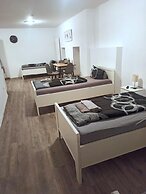 Hochwertige Studios für Monteure