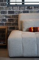 Bright and Clean Rothchild Quarter