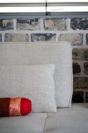 Bright and Clean Rothchild Quarter