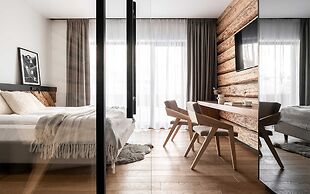 Villa T Apartments & SPA