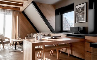 Villa T Apartments & SPA