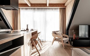 Villa T Apartments & SPA