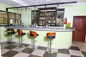 Welcome Garden's Hotel