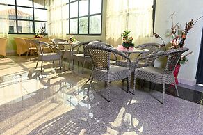 Welcome Garden's Hotel