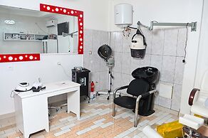 Welcome Garden's Hotel