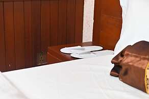 Welcome Garden's Hotel