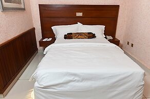 Welcome Garden's Hotel