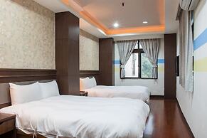 TONG PU HOTEL