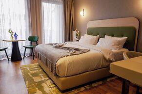 Fourty Three Luxury Serviced Apartments