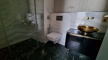 Fourty Three Luxury Serviced Apartments