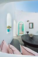 Two Bedroom Villa With Private Indoor Cave Pool