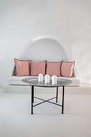 Two Bedroom Villa With Private Indoor Cave Pool