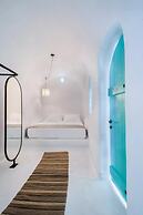 Two Bedroom Villa With Private Indoor Cave Pool