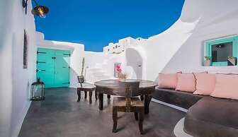 Two Bedroom Villa With Private Indoor Cave Pool
