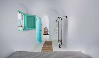 Two Bedroom Villa With Private Indoor Cave Pool