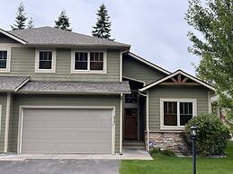 Ol239 Meadow Lake Country Escape