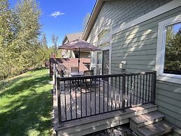 Ol239 Meadow Lake Country Escape