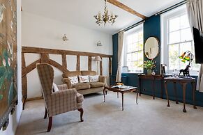 Staycations Maldon Suites