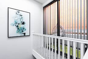 Staycations Maldon Suites