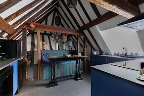 Staycations Maldon Suites