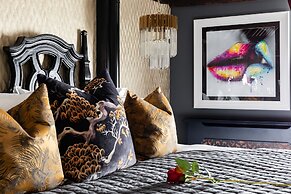 Staycations Maldon Suites