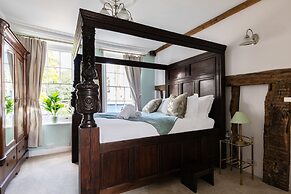 Staycations Maldon Suites