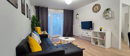 Apartment Near University and Airport Paris-orly by Servallgroup