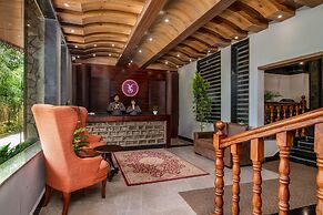 Sumi Queen's Yard Rink Mall Darjeeling