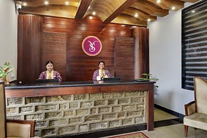 Sumi Queen's Yard Rink Mall Darjeeling