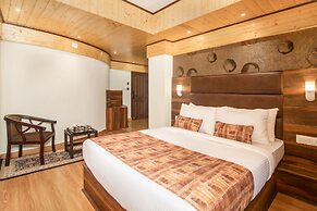 Sumi Queen's Yard Rink Mall Darjeeling