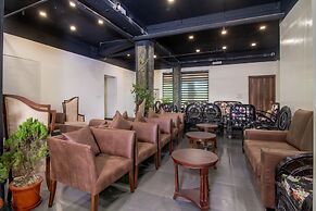 Sumi Queen's Yard Rink Mall Darjeeling