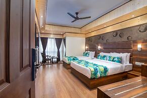 Sumi Queen's Yard Rink Mall Darjeeling