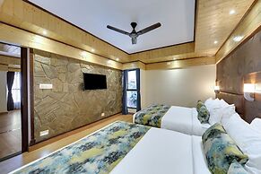 Sumi Queen's Yard Rink Mall Darjeeling