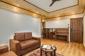 Sumi Queen's Yard Rink Mall Darjeeling