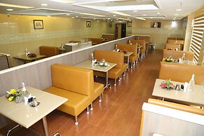 Raaj Bhaavan Clarks Inn Chennai