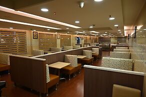 Raaj Bhaavan Clarks Inn Chennai