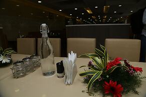 Raaj Bhaavan Clarks Inn Chennai