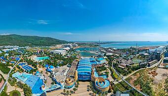 Hyatt Regency Hainan Ocean Paradise Resort