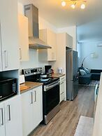 Luxurious and Peaceful Townhouse