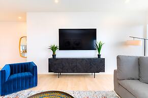 Cayman Luxury Rentals at One Canal Point