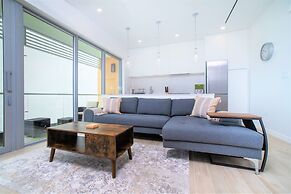 Cayman Luxury Rentals at One Canal Point