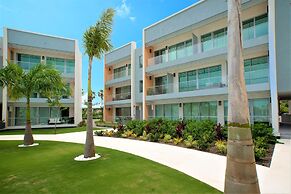 Cayman Luxury Rentals at One Canal Point