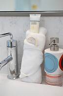 Cayman Luxury Rentals at One Canal Point