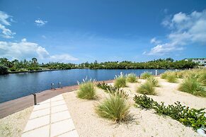 Cayman Luxury Rentals at One Canal Point