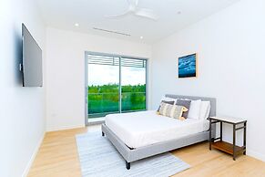 Cayman Luxury Rentals at One Canal Point