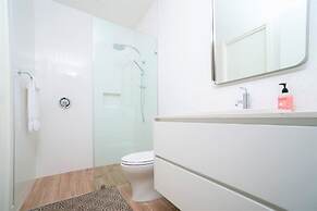 Cayman Luxury Rentals at One Canal Point