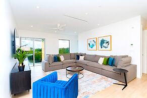 Cayman Luxury Rentals at One Canal Point