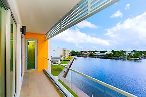 Cayman Luxury Rentals at One Canal Point