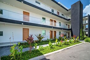 Cayman Luxury Rentals at One Canal Point