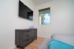 Cayman Luxury Rentals at One Canal Point